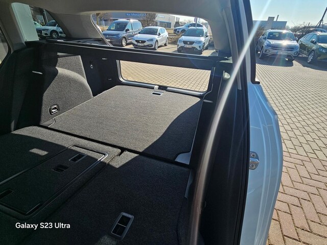 Volkswagen Golf 1.5 eTSI DSG Life Variant