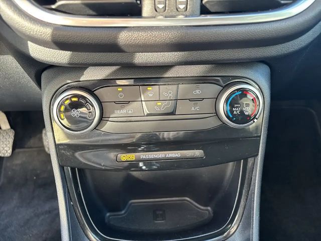 Ford Puma EcoBoost Titanium