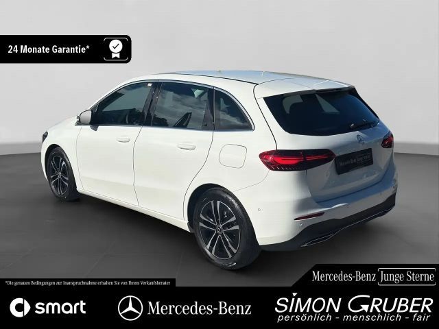 Mercedes-Benz B 200 Progressive Sedan