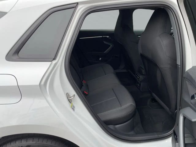 Audi A3 30 TFSI S-Tronic Sedan Sportback