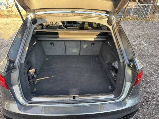 Audi A4 40 TDI Quattro S-Line