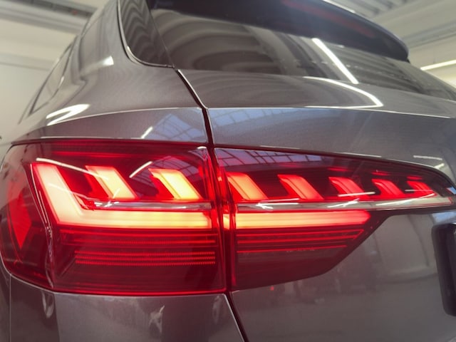 Audi A4 35 TFSI Avant S-Line S-Tronic