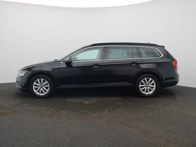 Volkswagen Passat 1.5 TSI Business DSG Variant