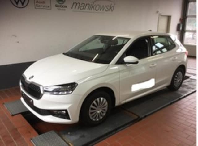 Skoda Fabia Fabia 1.0MPI *Essence* LED+BT+PDC+