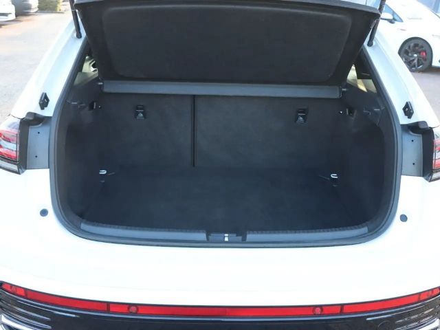 Volkswagen Taigo 1.5 TSI DSG R-Line