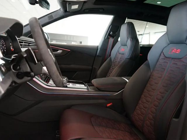 Audi RS Q8 Performance