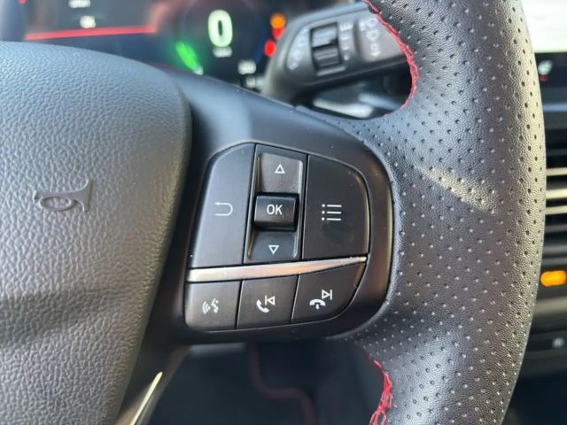 Ford Focus EcoBoost ST Line Wagon