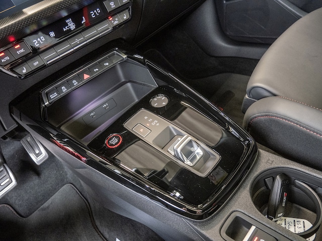 Audi RS3 Quattro S-Tronic Sedan