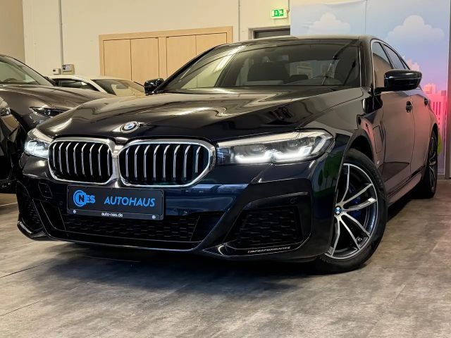 BMW 530 530e M-Sport Sedan