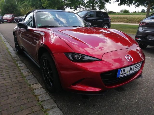 Mazda MX-5 SkyActiv