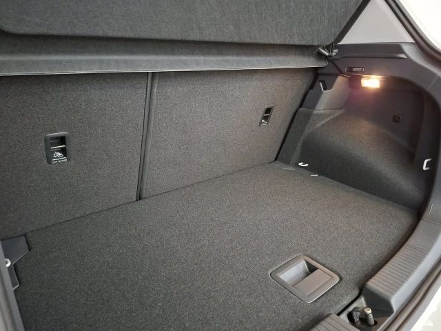 Volkswagen T-Cross 4Me TSI