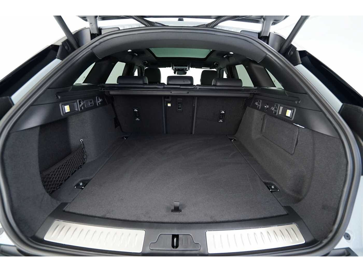 Land Rover Range Rover Velar Dynamic SE