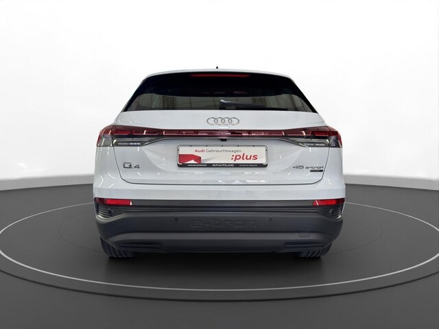 Audi Q4 e-tron Quattro