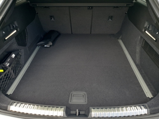 Audi A6 Avant Quattro S-Tronic