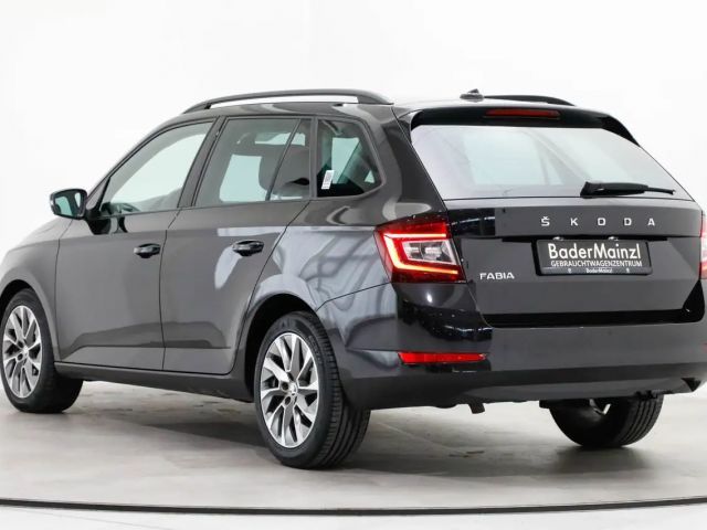 Skoda Fabia 1.0 TSI Clever Combi