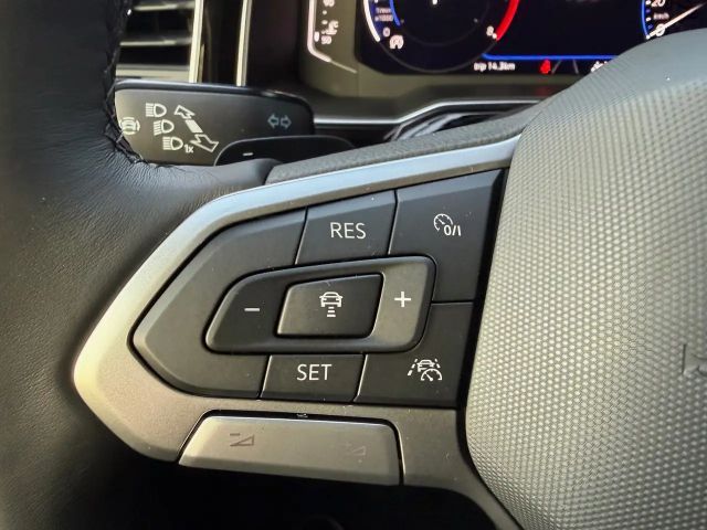 Volkswagen Taigo 1.0 TSI DSG R-Line