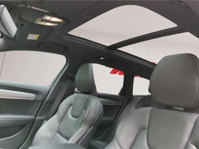 Volvo V90 R-Design Recharge T6