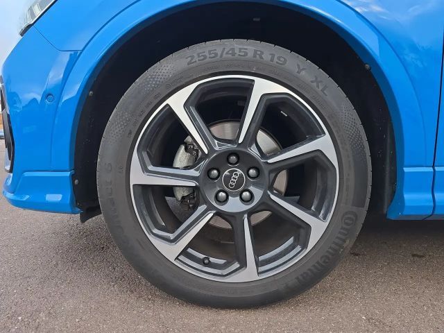 Audi Q3 35 TFSI S-Line