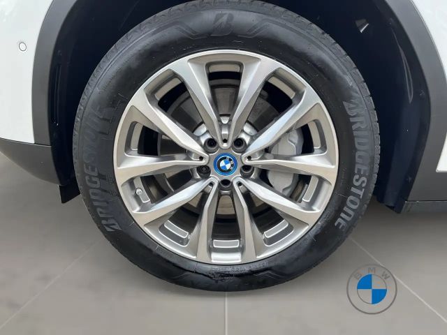 BMW X3 xDrive30e
