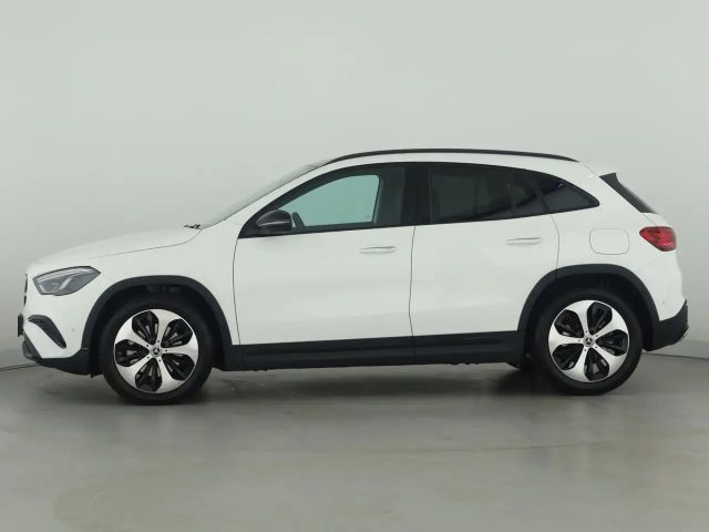 Mercedes-Benz GLA 220 4MATIC