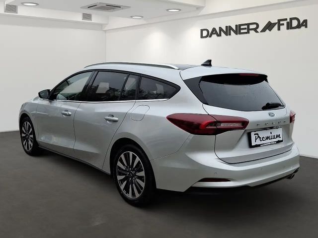 Ford Focus Titanium Wagon