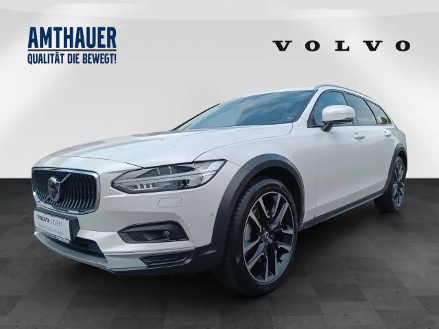Volvo V90 Cross Country AWD Plus