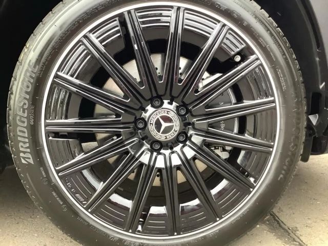 Mercedes-Benz GLB 220 4MATIC AMG Line GLB 220 d