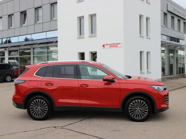 Volkswagen Tiguan 1.5 eTSI Elegance Elegance