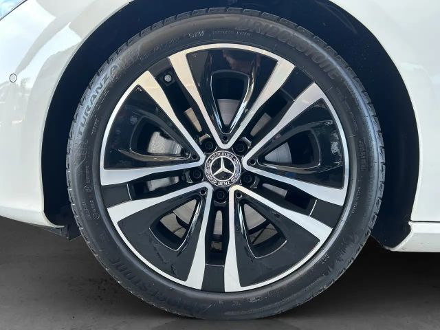 Mercedes-Benz CLA 200 CLA 200 d Shooting Brake