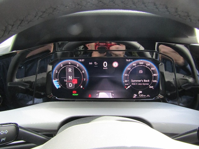 Volkswagen Golf 1.5 TSI DSG