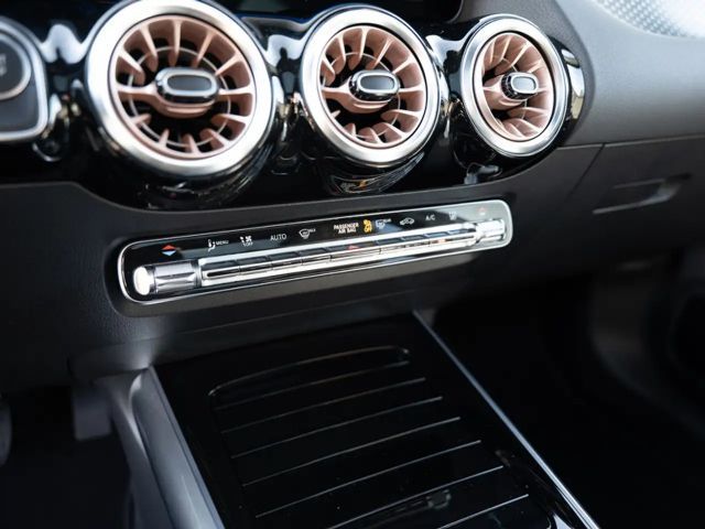 Mercedes-Benz EQA 350 4MATIC