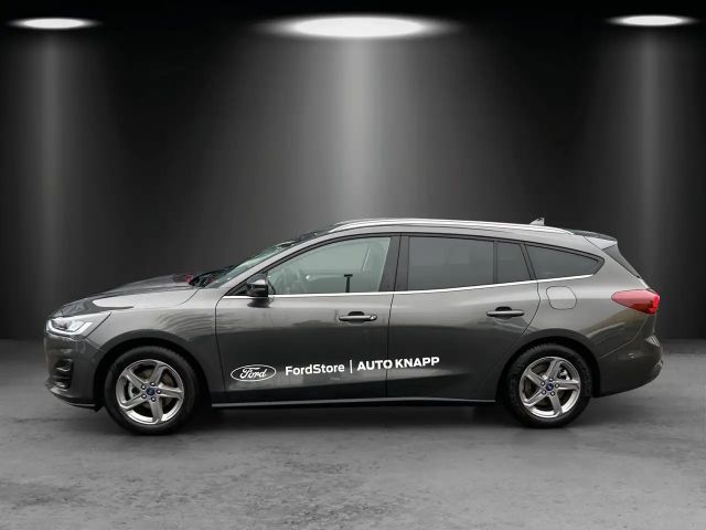 Ford Focus Titanium Wagon