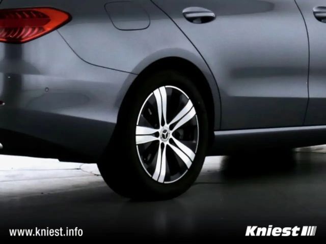 Mercedes-Benz C 220 4MATIC C 220 d Estate