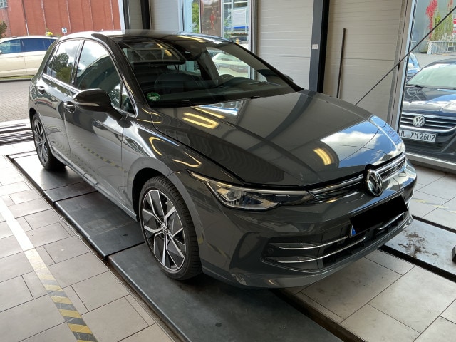 Volkswagen Golf 1.5 eTSI DSG Golf VIII