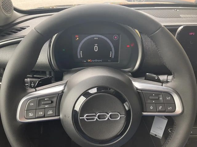 Fiat 600e Hybrid 136 6-Gang eDCT