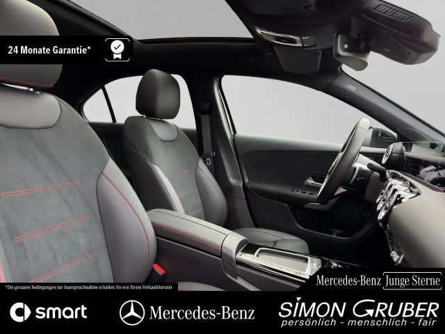 Mercedes-Benz A 220 A 220 d AMG Line