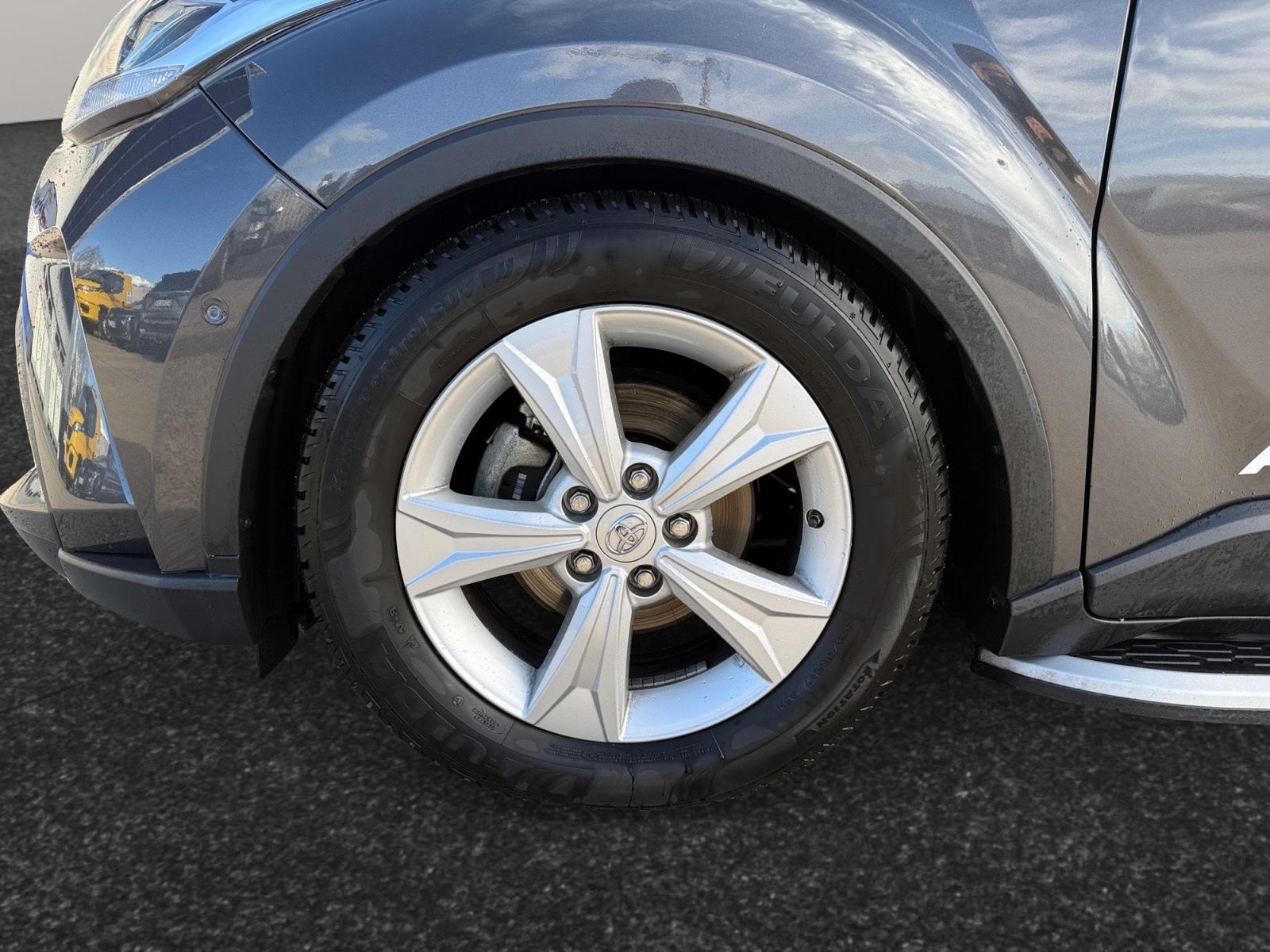 Toyota C-HR Hybride Team D