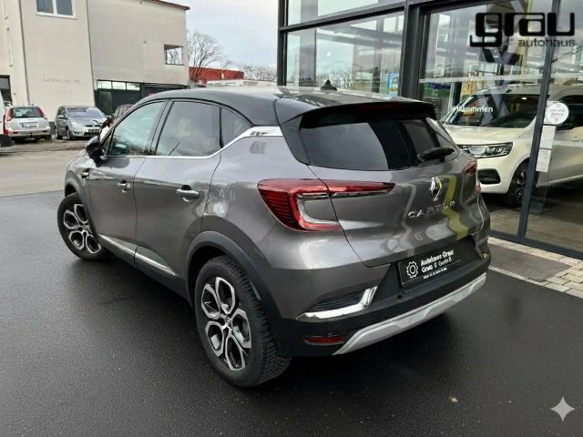 Renault Captur EDC Hybrid Intens TCe 140