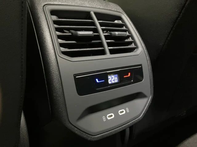 Cupra Leon 1.4 e-Hybrid ST