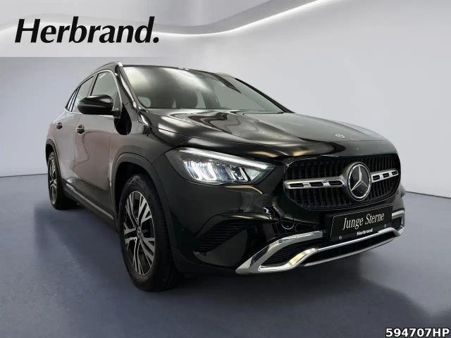 Mercedes-Benz GLA 200 GLA 200 d Progressive
