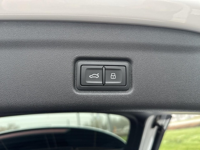 Audi Q6 e-tron Suv e-tron Audi Q6 SUV e-tron