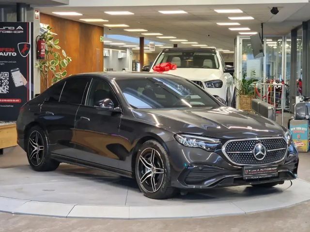 Mercedes-Benz E 220 AMG Line E 220 d Sedan