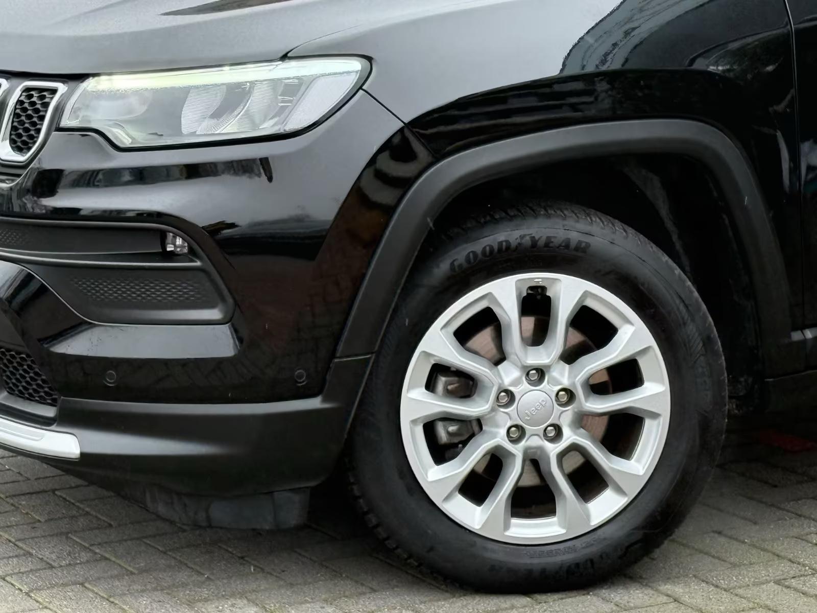 Jeep Compass 1.5 GSE T4 Autom. Keyless Sitzheiz. 360°