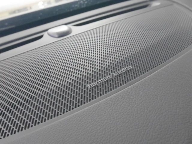 Volvo V90 AWD Dark Plus T6