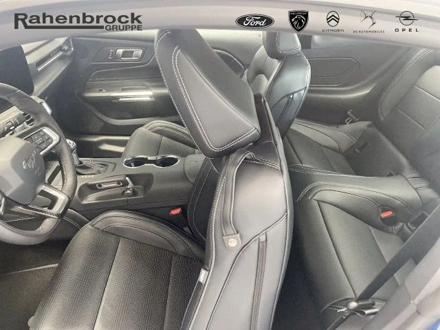 Ford Mustang Fastback GT 5.0 V8