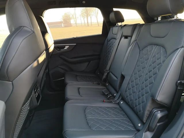 Audi Q7 50 TDI Quattro S-Line