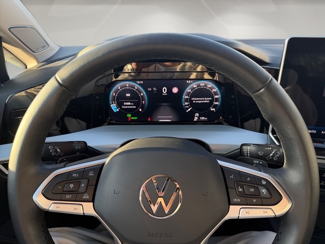 Volkswagen Golf 1.5 eTSI DSG Golf VIII