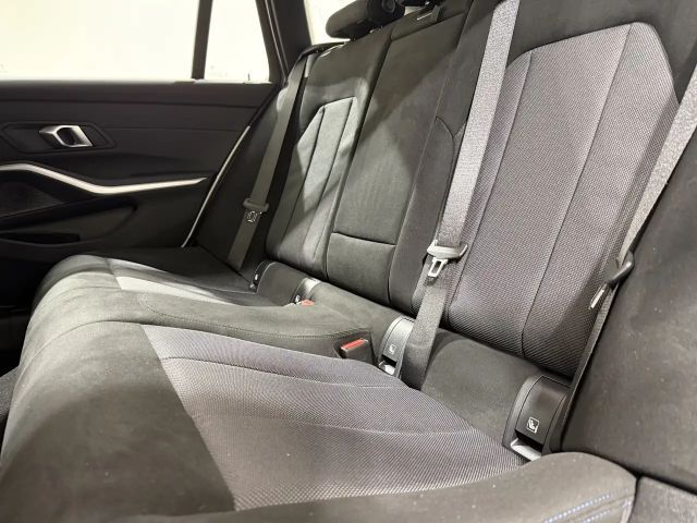 BMW 318 318d M-Sport Touring