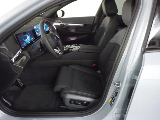 BMW i5 M60 Sedan xDrive