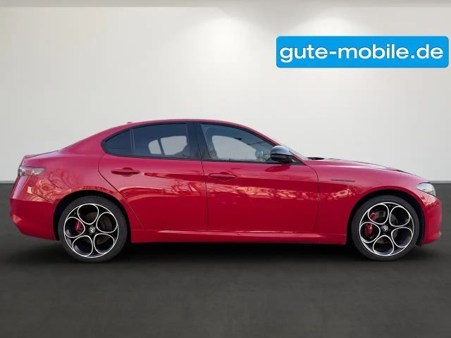 Alfa Romeo Giulia Q4
